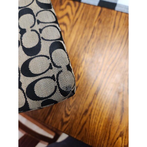 Coach Jacquard Signature C Black Leather Trim Pleated Wristlet Wallet Zip Close - Picture 8 of 9